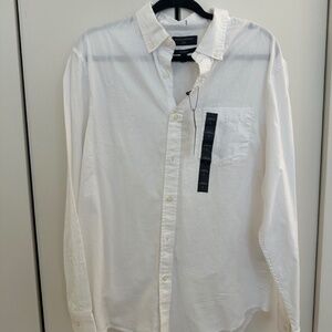 NWT Men's Banana Republic Oxford Untucked Fit Size L